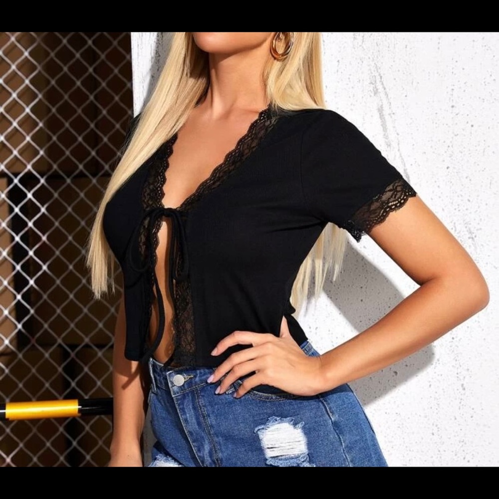 Tie front lace trim rib knit top